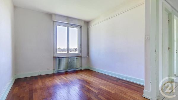 Appartement F3 à vendre  3 pièces - 63,08 m2 LURE - 70
