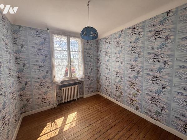 PROXIMITÉ COMMERCES / IMMEUBLE A USAGE MIXTE