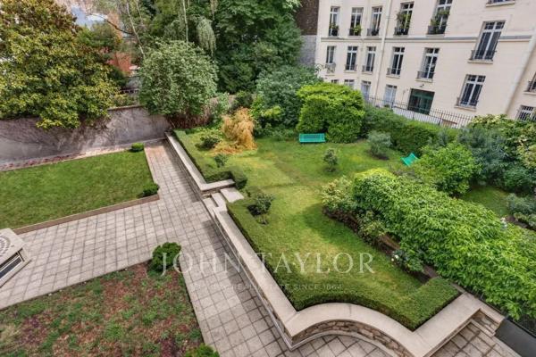 2 pièces sur jardins - rue de la Tour - Henri Martin