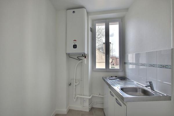Appartement Aubervilliers 2 pièce(s) 27.75 m2