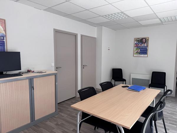 A LOUER CENTRE DE DINAN Local commercial