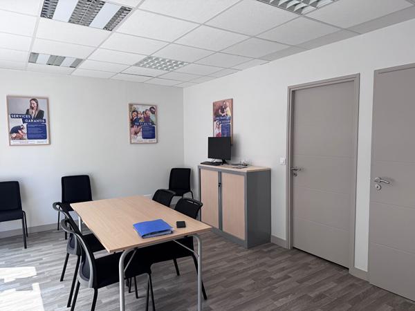 A LOUER CENTRE DE DINAN Local commercial