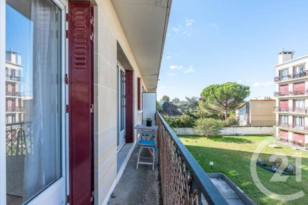 Appartement F3 à vendre  3 pièces - 43 m2 ST MAUR DES FOSSES - 94