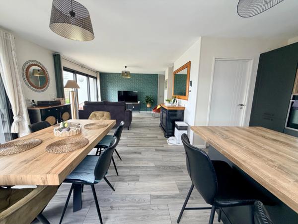 Maison à vendre 6 pièces  (56)