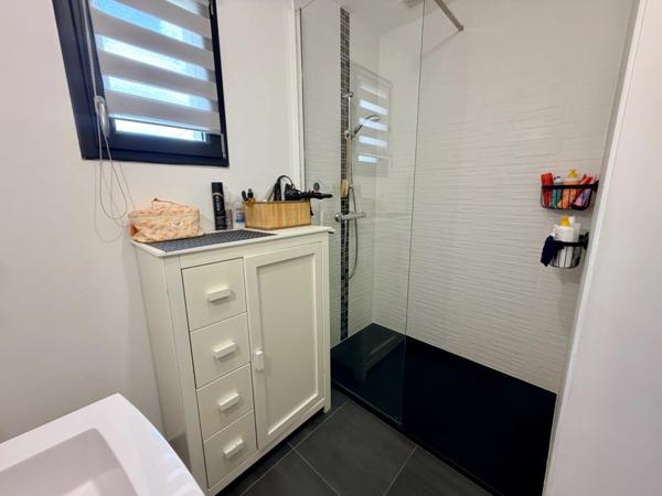 Maison à vendre 6 pièces  (56)