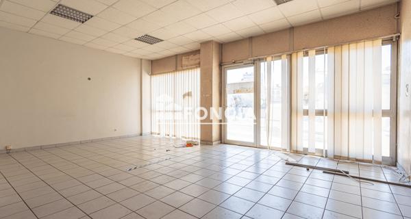 À vendre Local commercial 200 m² - Toulon 83000