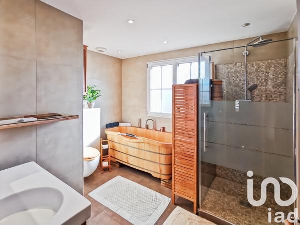 Maison à vendre 6 pièces 126 m² Combs-la-Ville