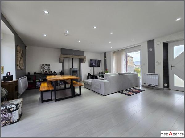 Maison à SAINT-ETIENNE-EN-COGLES, 35460 - 6 pièces 128m²