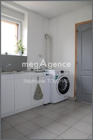 Maison à SAINT-ETIENNE-EN-COGLES, 35460 - 6 pièces 128m²