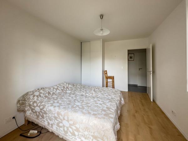 Montlignon (95680) Montlignon. 3 pièces de 64 M2 en rez-de-jardin.