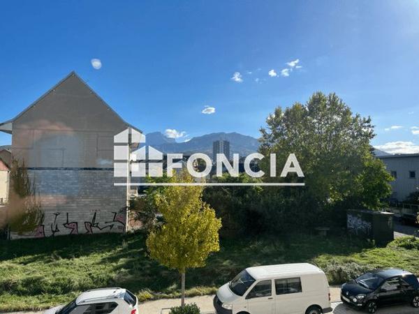 Location Studio 45 m² - ZAC VETROTEX Chambery 73000