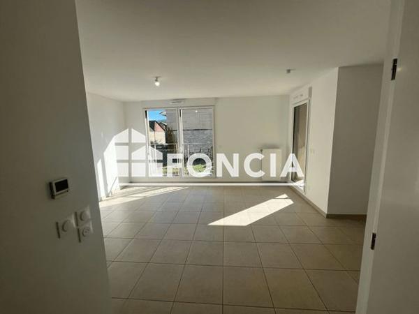 Location Studio 45 m² - ZAC VETROTEX Chambery 73000