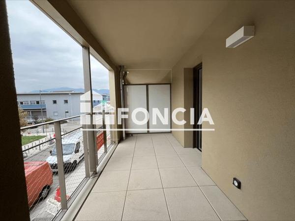 Location Studio 45 m² - ZAC VETROTEX Chambery 73000