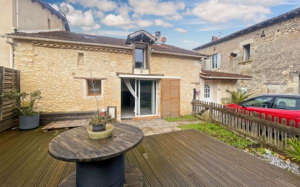 Maison à vendre    5 pièces •  Bassillac