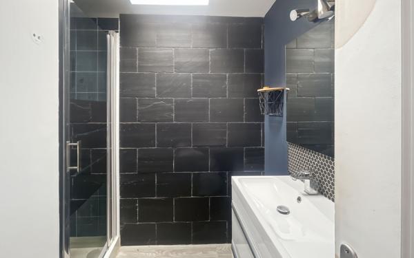 Maison à vendre    5 pièces •  Bassillac