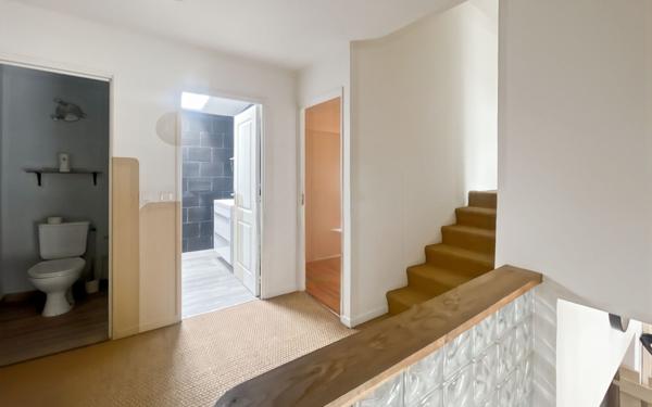 Maison à vendre    5 pièces •  Bassillac