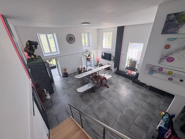 Maison atypique loft de 364 M²