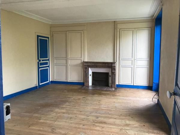 Bien rare : demeure de caractère avec parc, piscine et maison de gardien