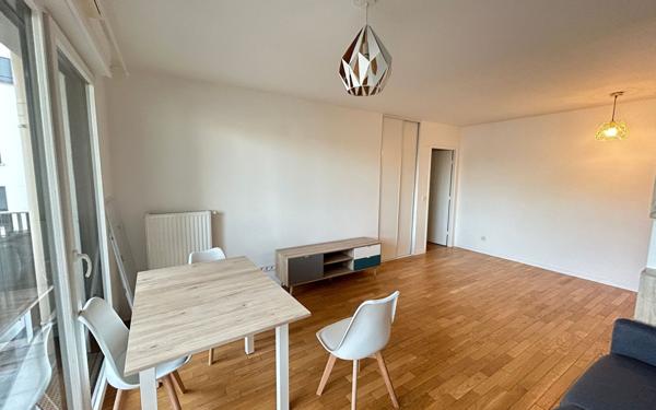 Appartement à louer    3 pièces • 66,48 m2 Châtillon