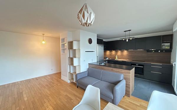 Appartement à louer    3 pièces • 66,48 m2 Châtillon