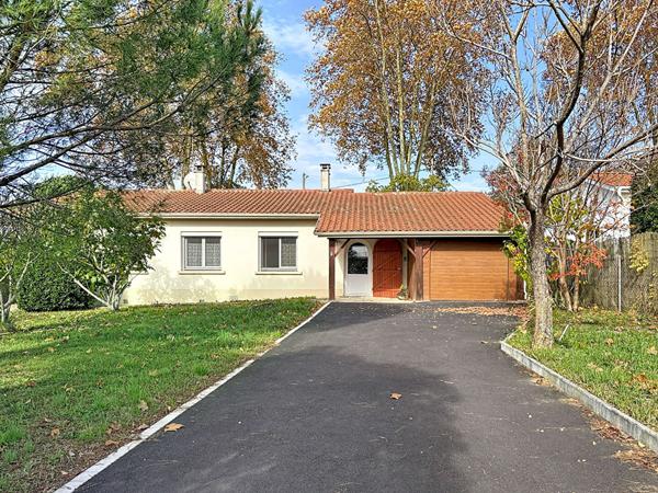 Maison à vendre à Lavardac 111 m2 - 3 chambres, jardin et garage