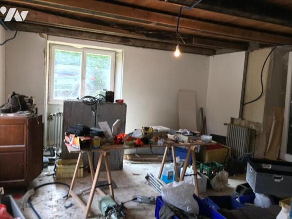 CORPS DE FERME A LANTHENANS