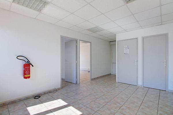 Bureaux / Local secteur de MARIGNANE
