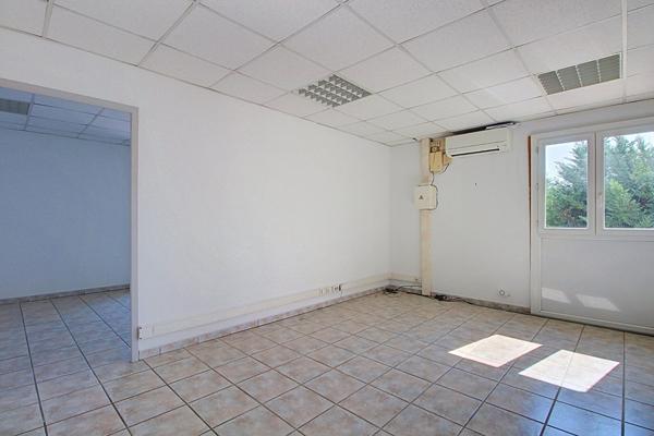 Bureaux / Local secteur de MARIGNANE