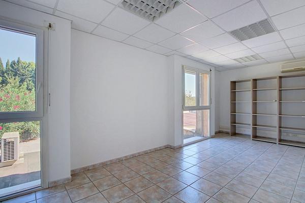 Bureaux / Local secteur de MARIGNANE