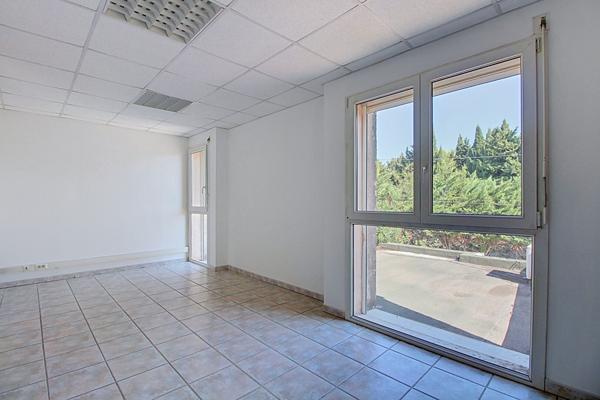 Bureaux / Local secteur de MARIGNANE