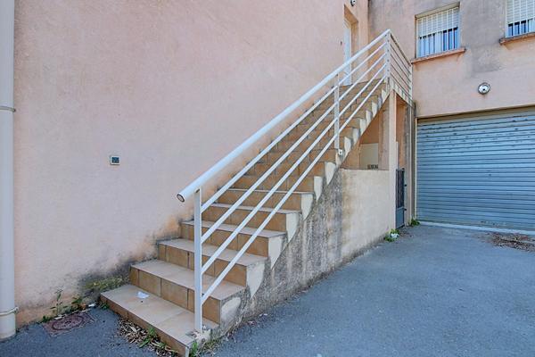 Bureaux / Local secteur de MARIGNANE