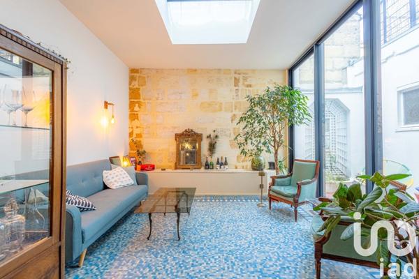 Appartement 3 pièces de 92 m² à Bordeaux (33000)