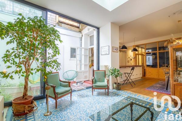 Appartement 3 pièces de 92 m² à Bordeaux (33000)