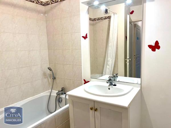 Appartement à louer 2 pièces 46.04m² Le Mans (72000)