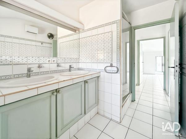 Maison à vendre 6 pièces 127 m² Bagnols-sur-Cèze