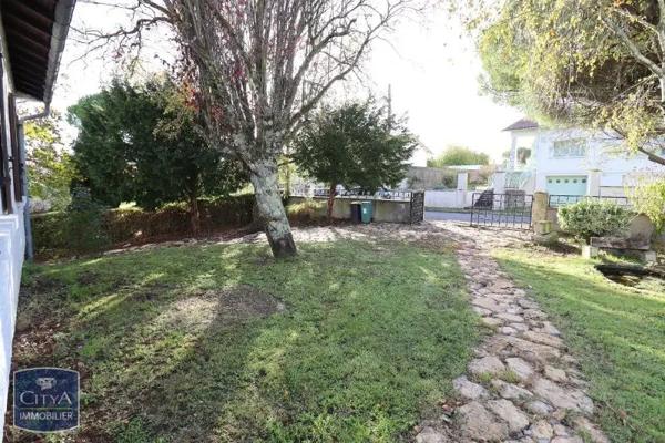 Maison à louer 4 pièces 95.83m² Meschers-sur-Gironde (17132)