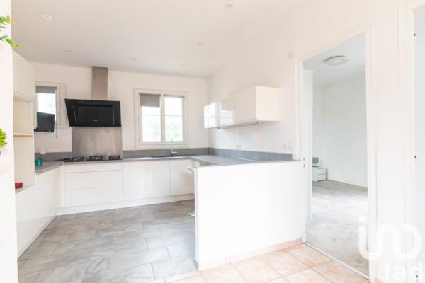 Appartement 3 pièces de 60 m² à Fréjus (83600)