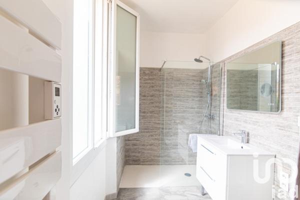 Appartement 3 pièces de 60 m² à Fréjus (83600)