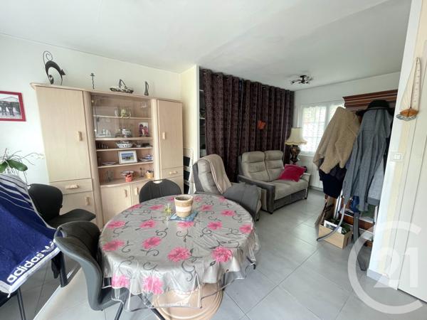 Maison à vendre  2 pièces - 71,72 m 2   ROYAN  - 17