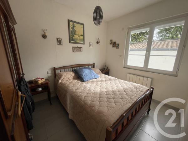 Maison à vendre  2 pièces - 71,72 m 2   ROYAN  - 17