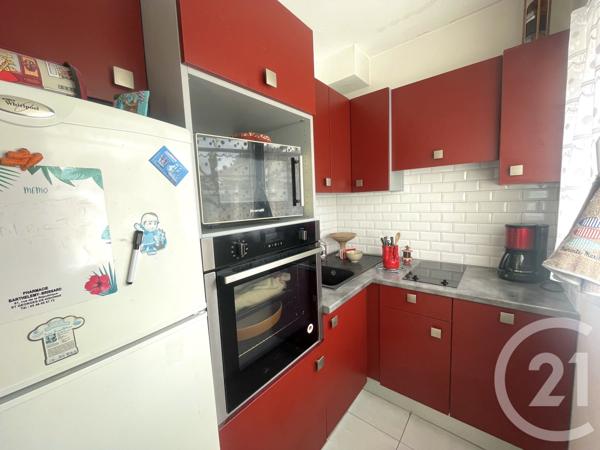 Maison à vendre  2 pièces - 71,72 m 2   ROYAN  - 17