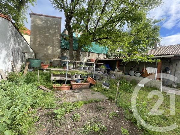 Maison à vendre  2 pièces - 71,72 m 2   ROYAN  - 17