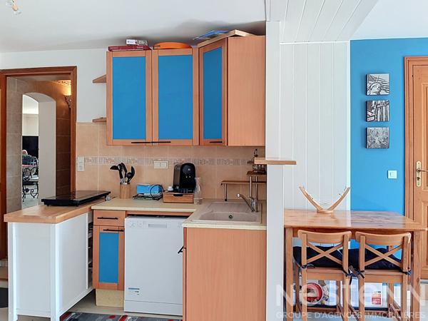 Superbe  propriété familiale de 10 pièces avec piscine à Saujon