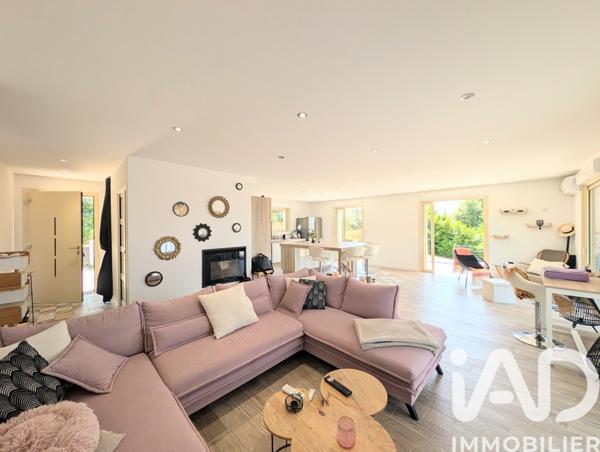 Maison à vendre 5 pièces 150 m² Ussac