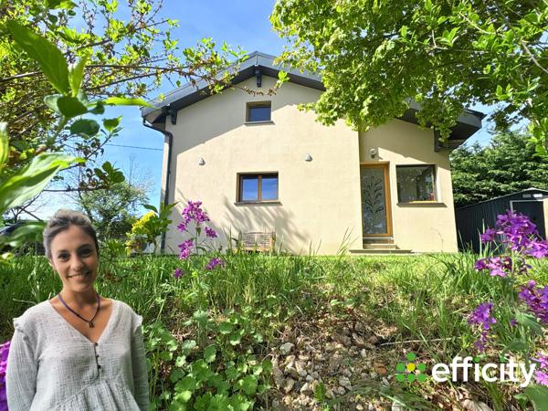 Maison
         4 pièces
        - 100 m² 235 000 € *