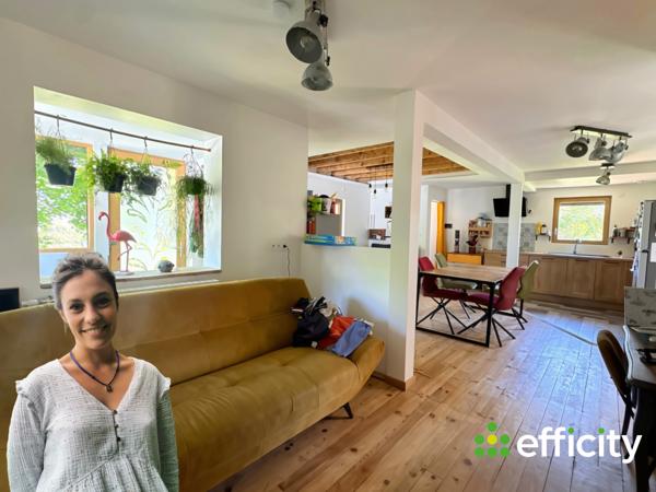 Maison
         4 pièces
        - 100 m² 235 000 € *