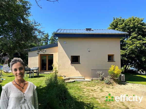 Maison
         4 pièces
        - 100 m² 235 000 € *