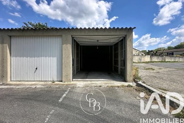 Parking à vendre 16 m² Avignon