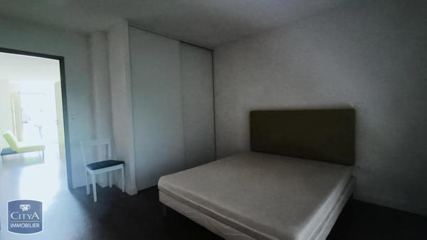 Appartement à louer 4 pièces 68.4m² Buzançais (36500)
