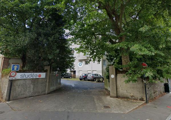 Appartement Nantes 1 pièce20 m2 avec balcon